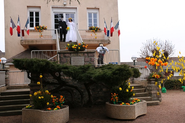 Scène de mariage à la mairie